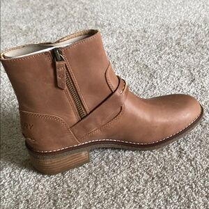 Sperry Boot low cut new